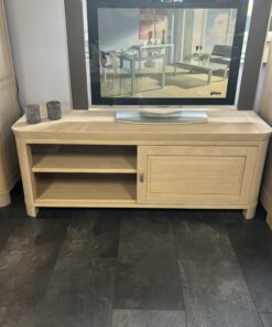 Opruiming! TV-meubel Faro 134 cm van € 939,- nu voor € 659,-